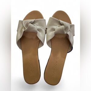 Rothy’s The Knot Sandle- In Cream, Retired, Size 6.5